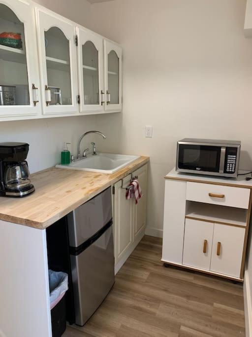 Country Studio Pet Friendly Port Alberni Buitenkant foto