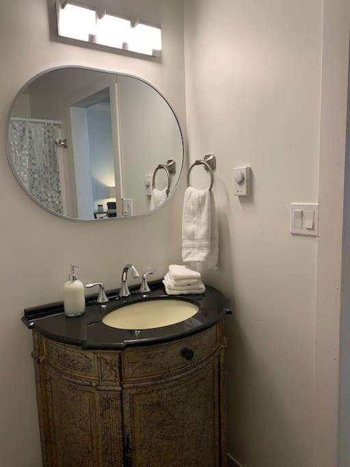 Country Studio Pet Friendly Port Alberni Buitenkant foto